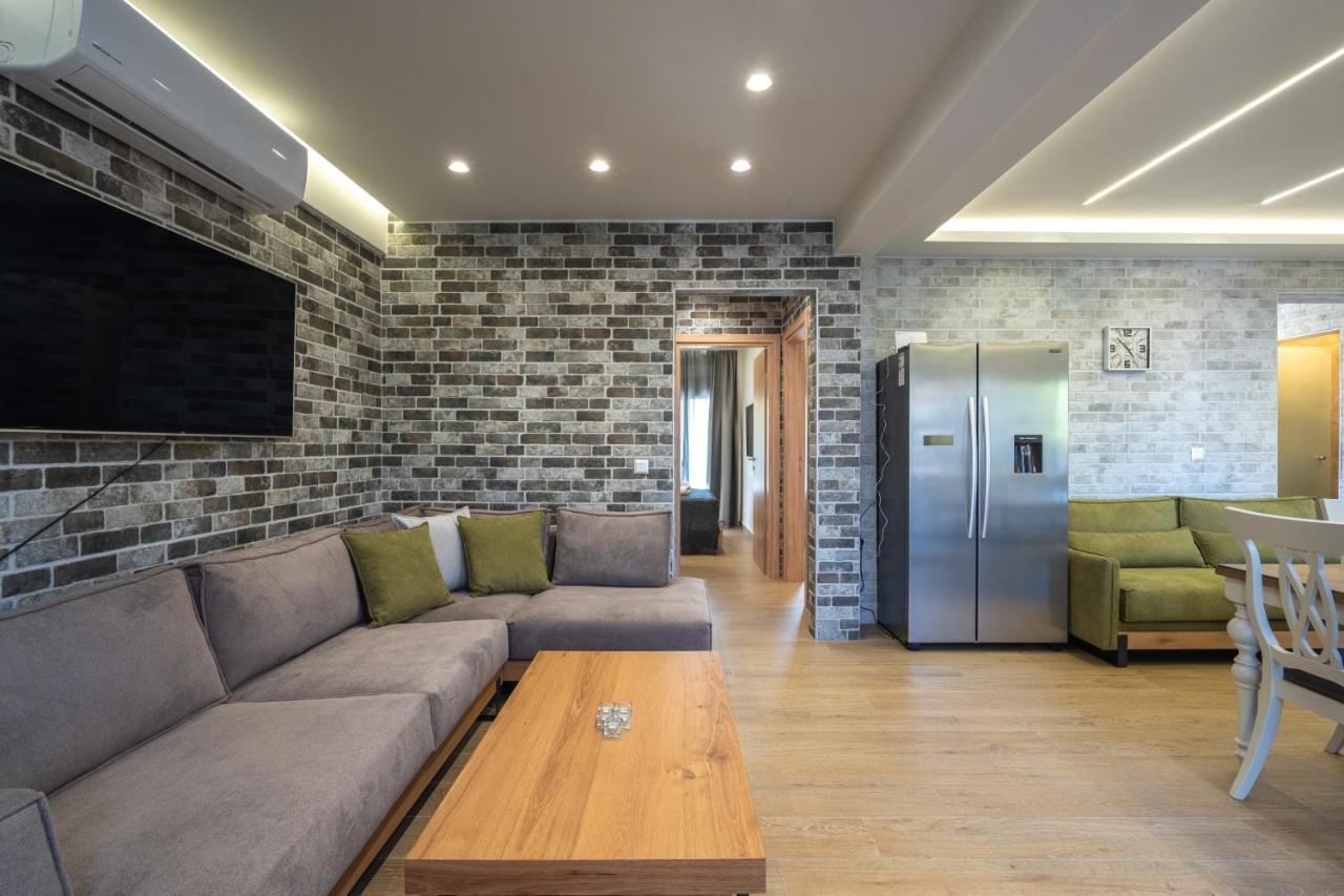 Family Apartment Zornitsa Néa Fókaia Zewnętrze zdjęcie